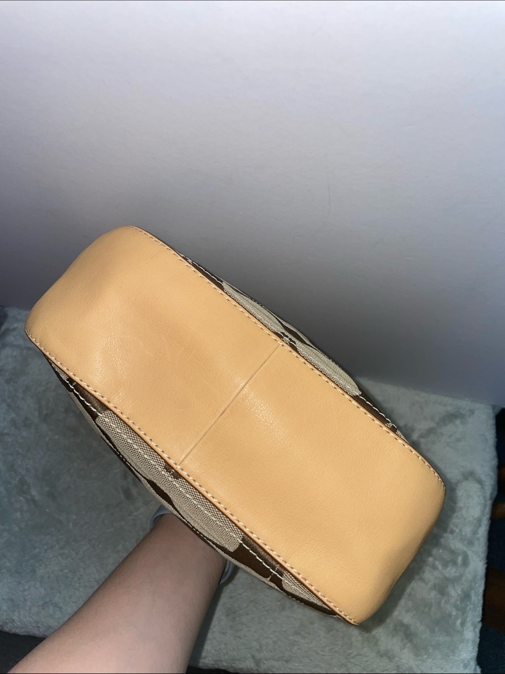 Coach ‘Willis’ 70th Anniversary Crossbody - Picture 7 of 16